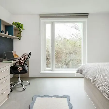 Appartement For Students Only - Timber Yard In *